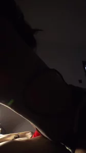 喷水少妇家里偷情
